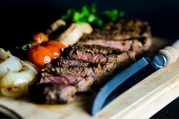 Ribeye Steak vs. Sirloin Steak: Was ist besser?