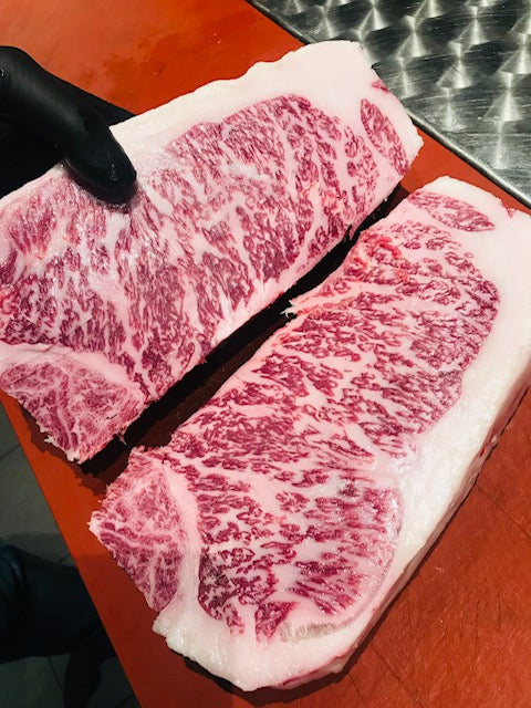 Japanisches A5 Wagyu SUMMO-Rindslendensteak